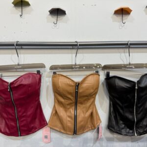 Top Ursula: imagen 2