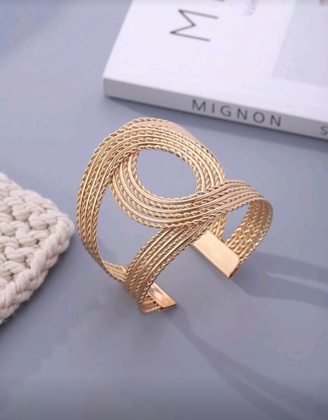 Brazalete Sabrina: imagen 1